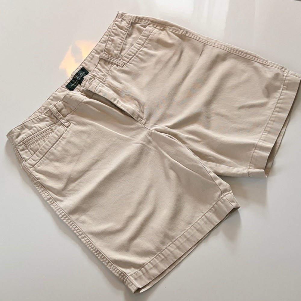 Ralph Lauren Women’s Cream Flat Front Shorts 10